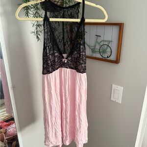 Jessica Simpson Black Lace Over Pale Pink Chemise